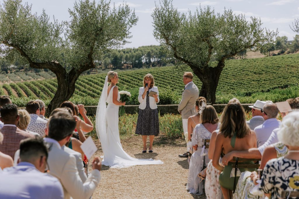 Celebrant-wedding-Languedoc-Roussillon