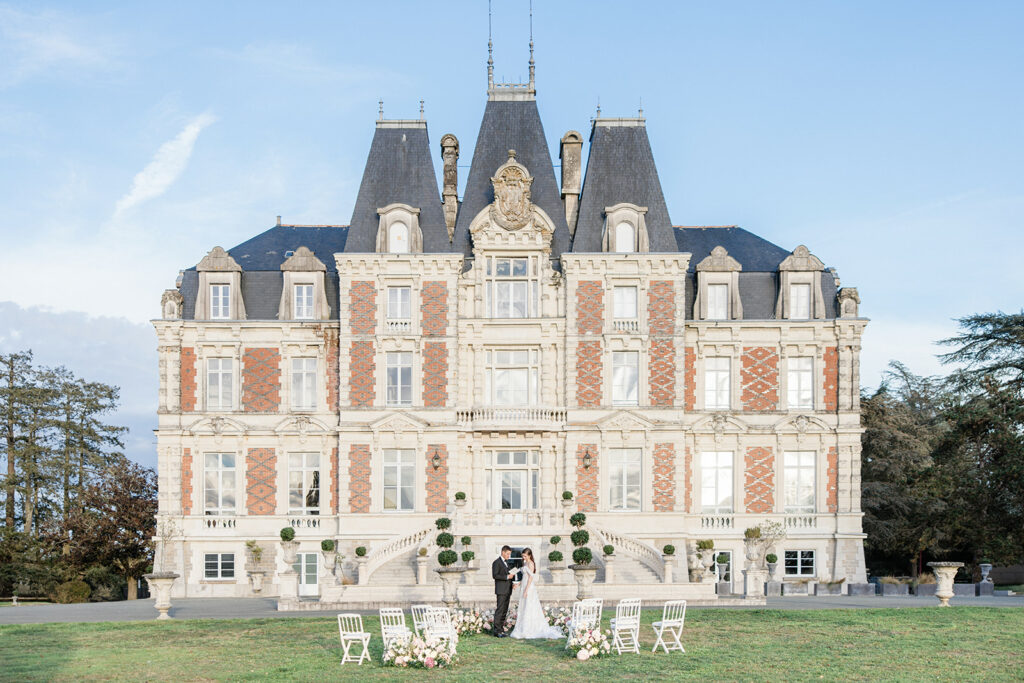 Delicate-French-Romance-in-the-Loire-Valley-219